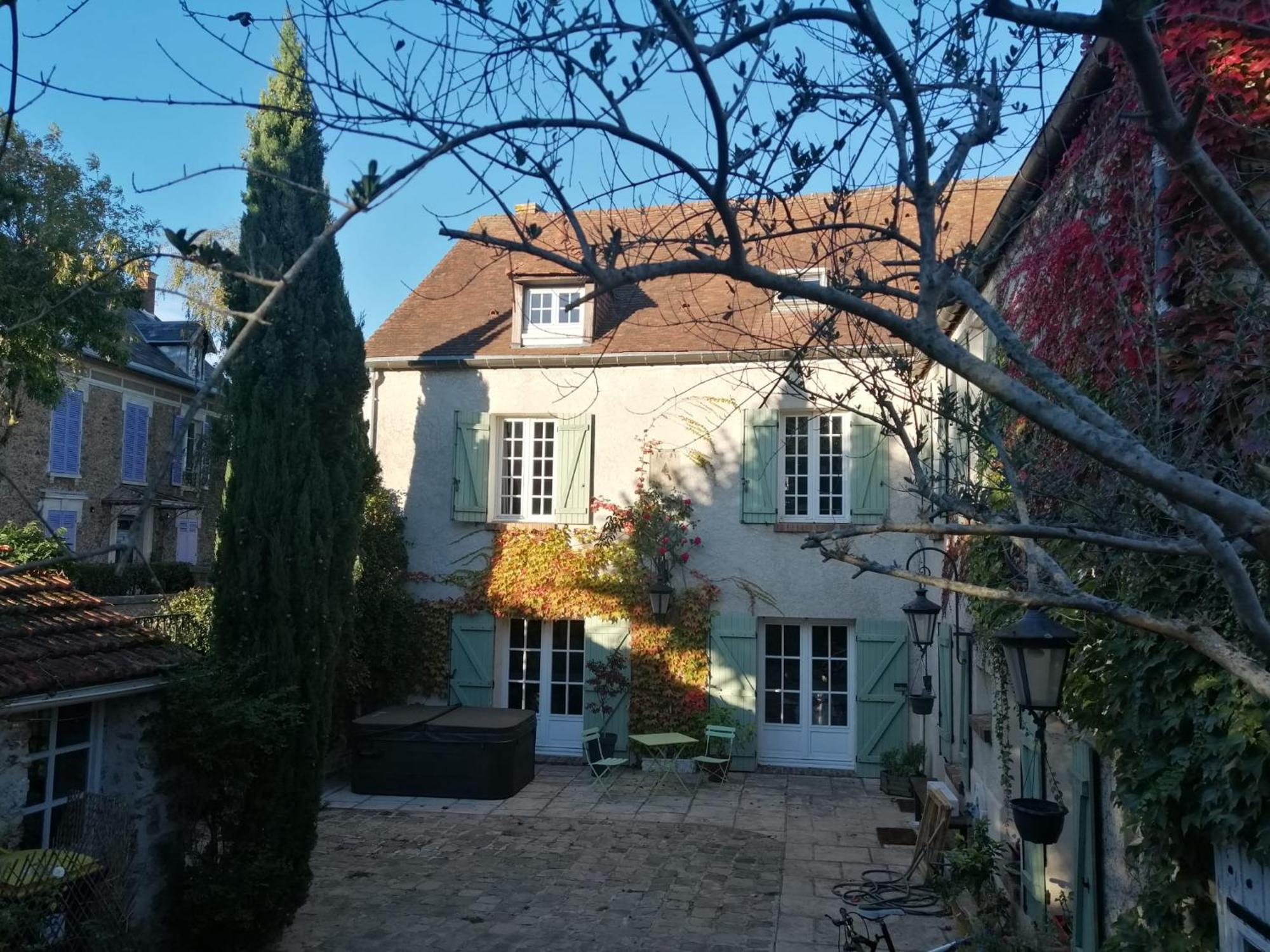 Maison D'Hotes La Source Panzió Magny-les-Hameaux Kültér fotó